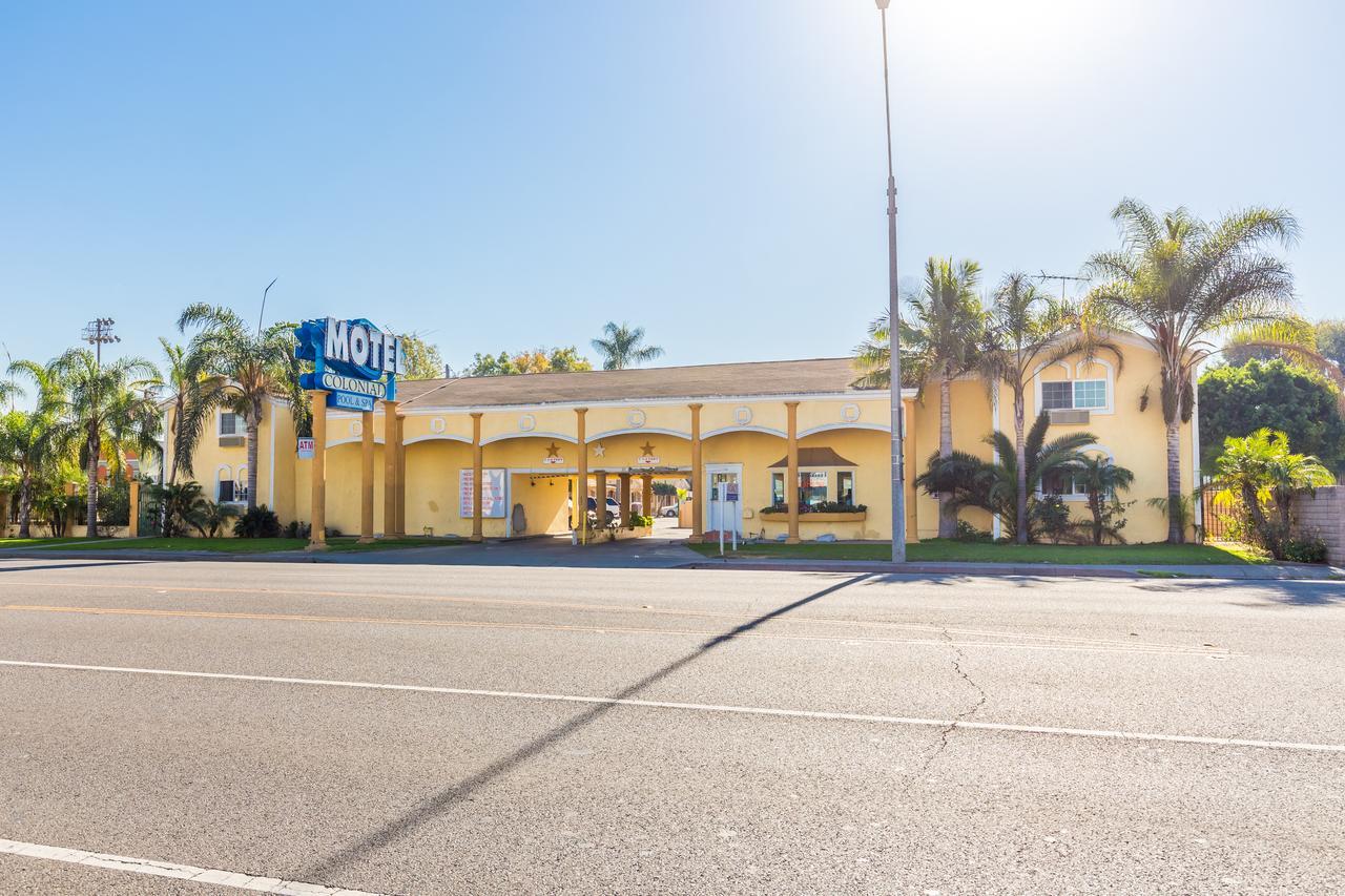 Colonial Pool & Spa Motel Long Beach Exterior photo